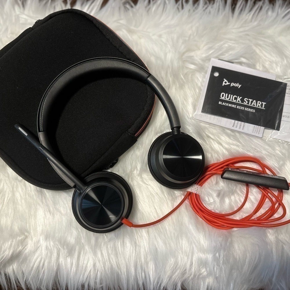 Poly Blackwire 8225 Premium Wired Headset (Plantronics) – Active Noise Canceling